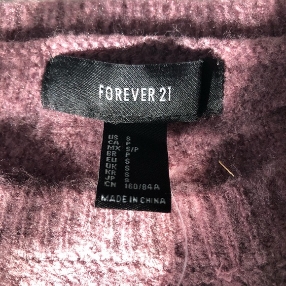 Forever 21 Keyhole Back Sweater 🆕 - Picture 2 of 3